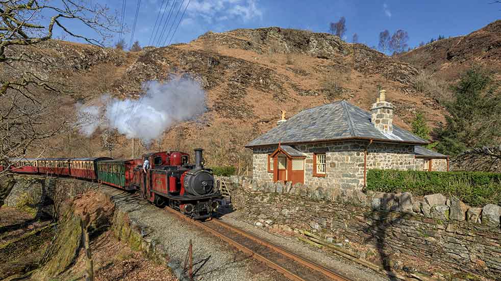 UK holidays you can book now Coed y Bleiddiau